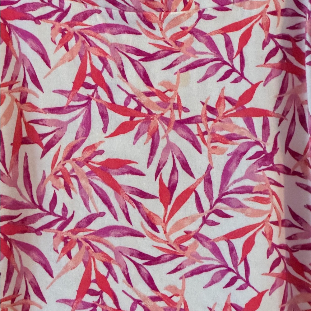 Croft & Barrow Pink and Orange Leaf Print Short Sleeve Top - Picture 3 of 8